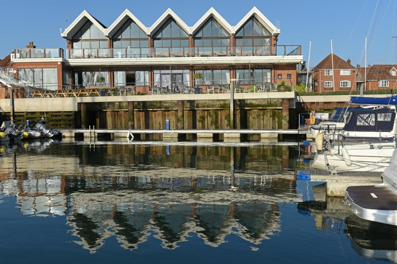 Royal Southern Yacht Club Hamble-le-Rice Exterior foto